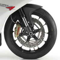 Aprilia Rsv4 Wheels And Tyre View