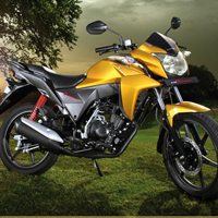 Honda CB Twister Front Cross Side View