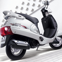 Mahindra Duro Rear Cross Side View
