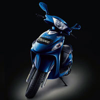 Mahindra Rodeo Front View