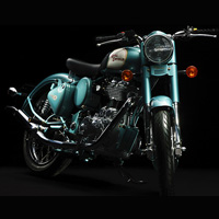 Royal Enfield Bullet Classic Front Cross Side View
