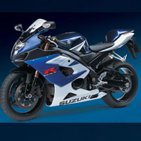 Suzuki GSX-R1000 Front Cross Side View Suzuki GSX-R1000 Front Cross Side View